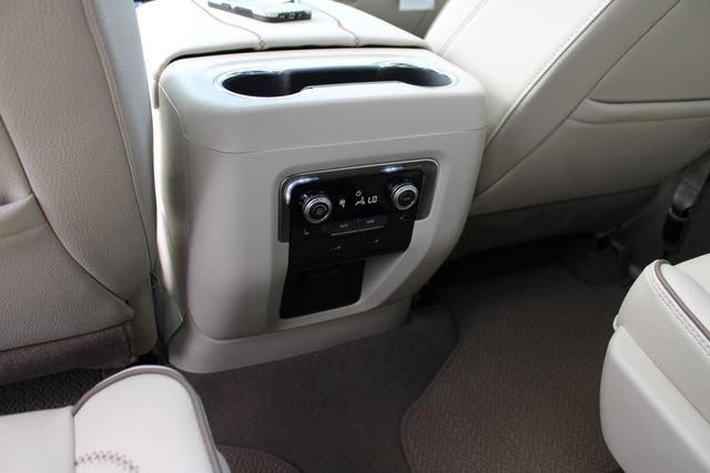 2026 GMC Yukon XL Denali - Photo 28