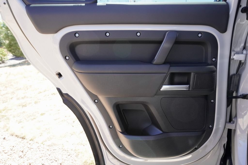 New 2026 Borasco Grey Land Rover X-Dynamic SE image 28