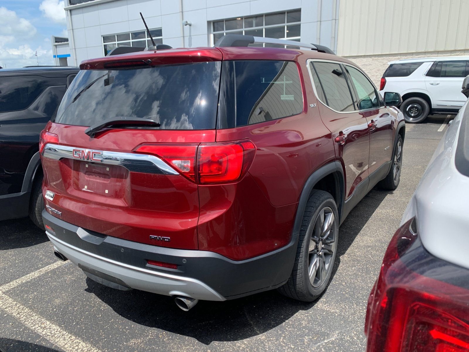 Used 2018 GMC Acadia SLT-2 with VIN 1GKKNWLS6JZ168057 for sale in Marietta, OH