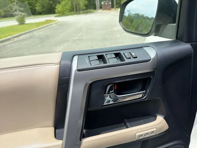 Used 2014 White Toyota Limited image 16