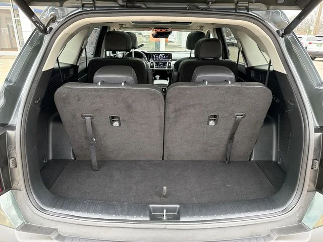 Used 2023 Green Kia X-Line EX image 27