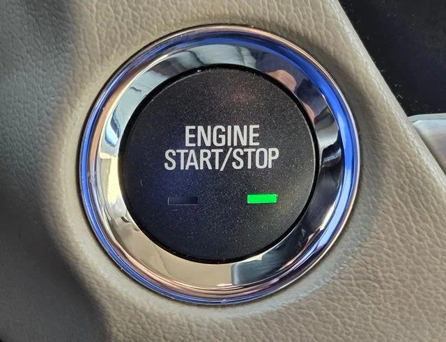 Used 2019 Black GMC Denali image 31