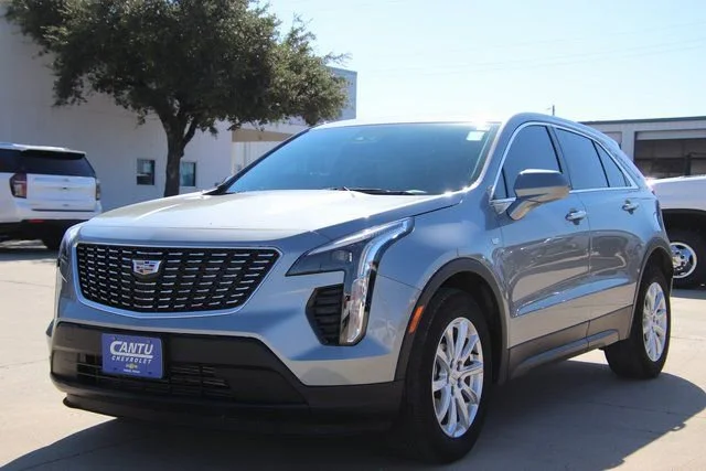 Used 2023 Argent Silver Metallic Cadillac Luxury image 5