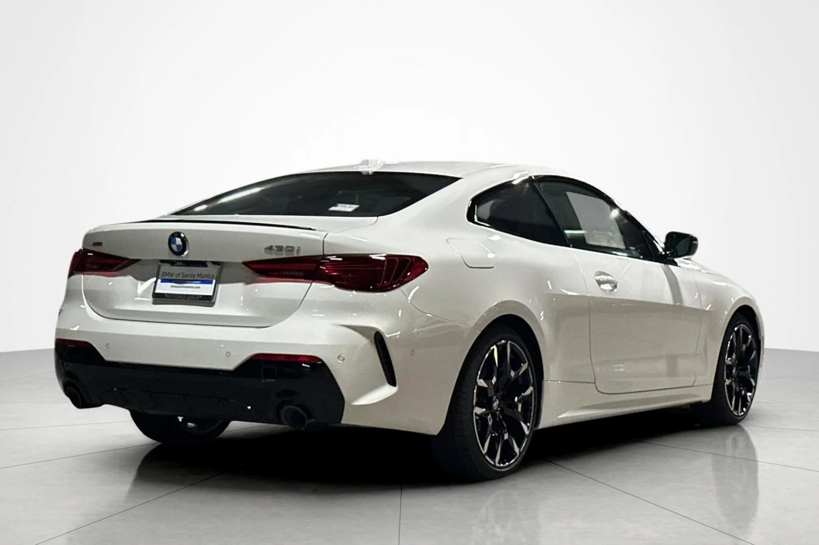 New 2027 Alpine White BMW 430i xDrive image 5