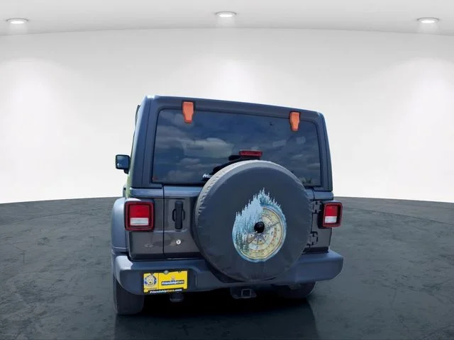 Used 2020 Gray Jeep Sport image 18