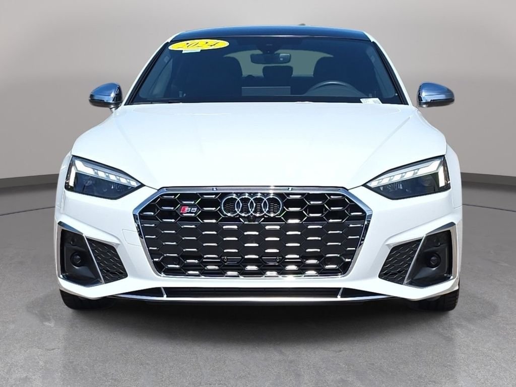 Used 2024 White Audi  image 3