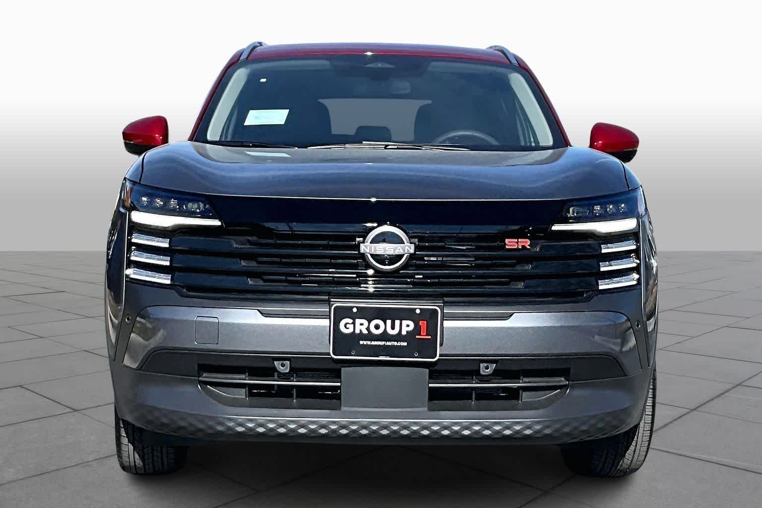 New 2026 Gun Metallic / Scarlet Ember Tintcoat Two-tone Nissan SR image 3