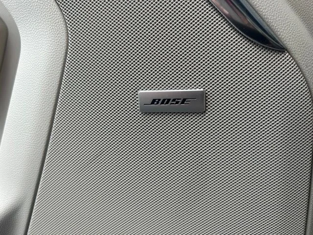 Used 2023 Silver GMC Denali image 18