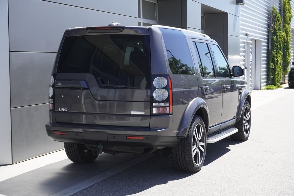 Used 2016 Gray Land Rover HSE image 2