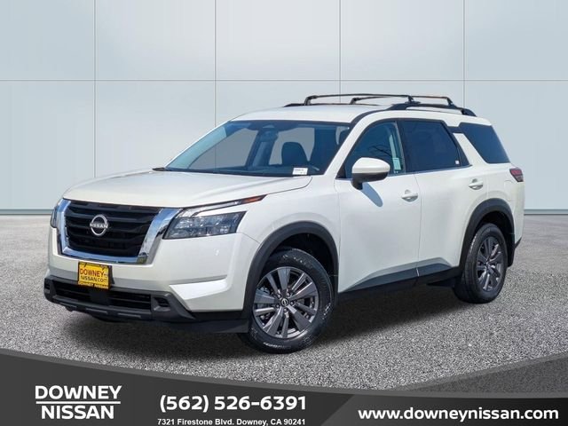 2023 Nissan Pathfinder SV 2WD's photo