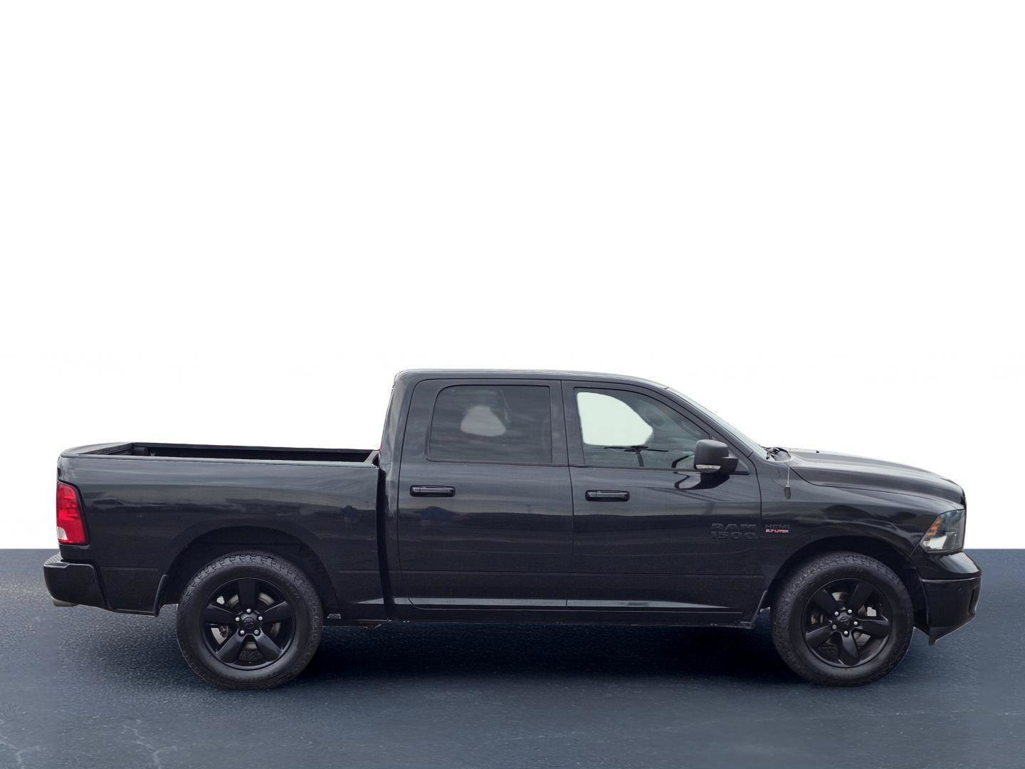 Used 2018 Black Clearcoat Ram Lone Star image 39