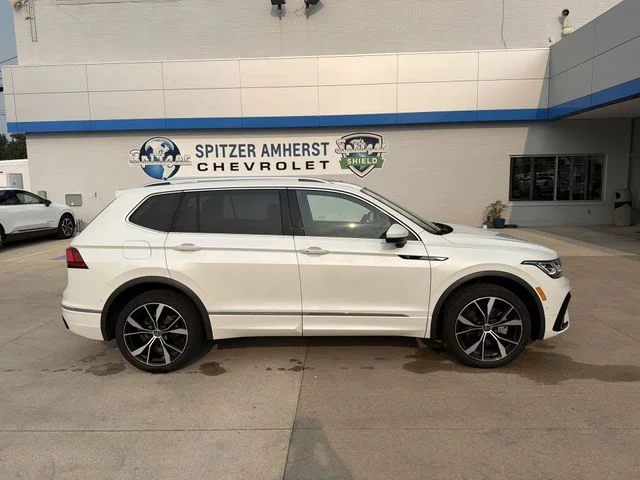 Used 2023 White Volkswagen 2.0T SEL R-Line image 11