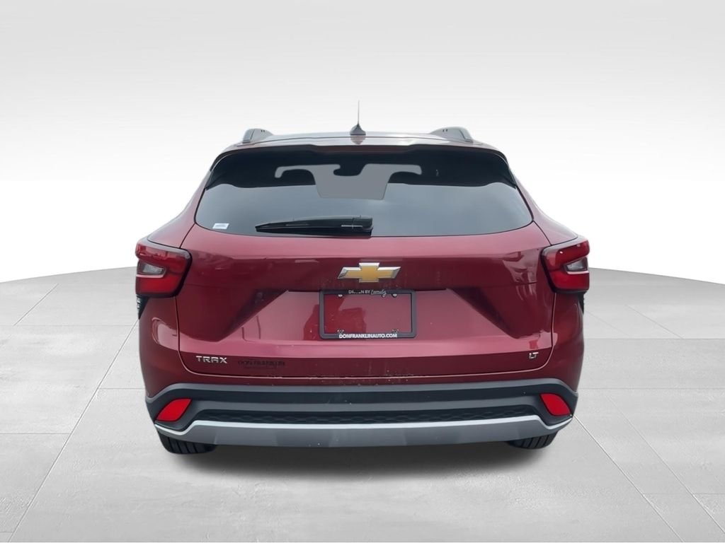 2025 Chevrolet Trax LT - Photo 7