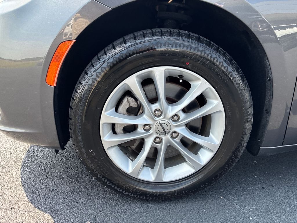 Used 2022 Gray Chrysler Touring image 2