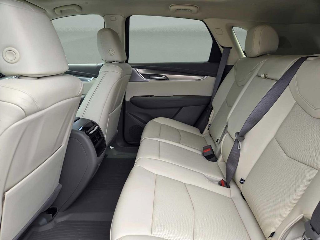New 2026 Crystal White Tricoat Cadillac Premium Luxury image 13