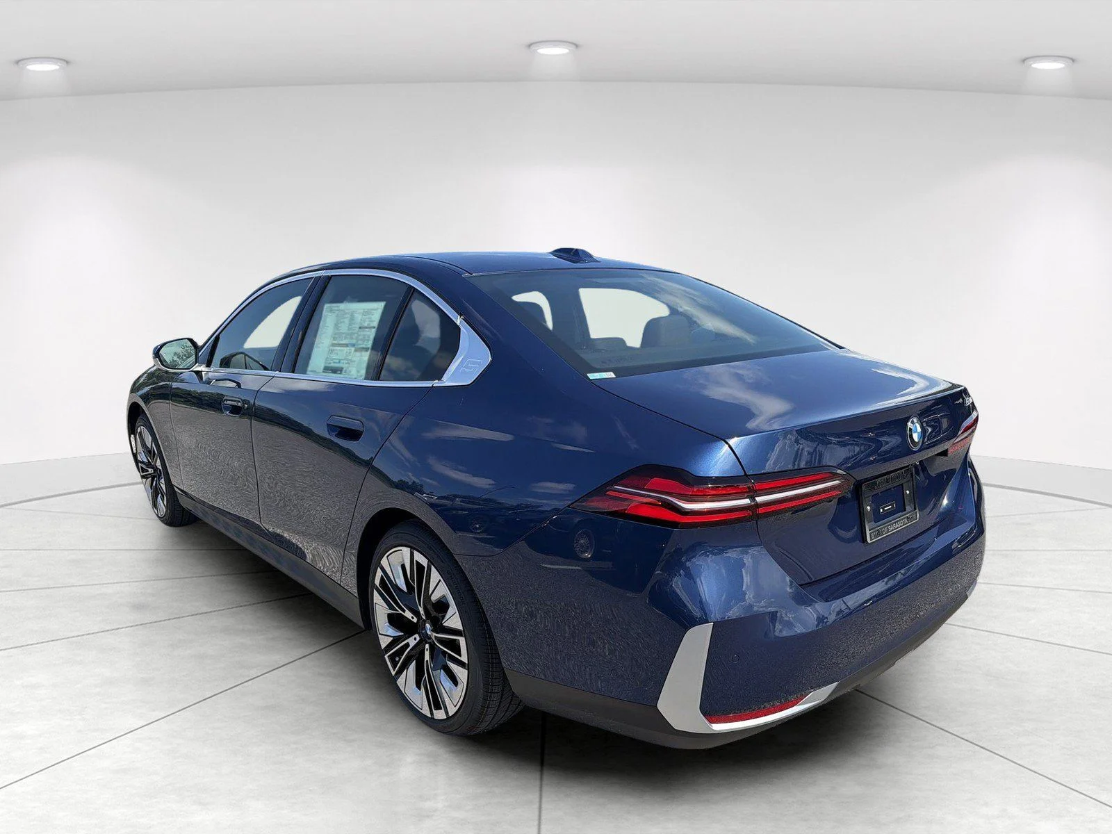 New 2027 Phytonic Blue Metallic BMW 530i image 6