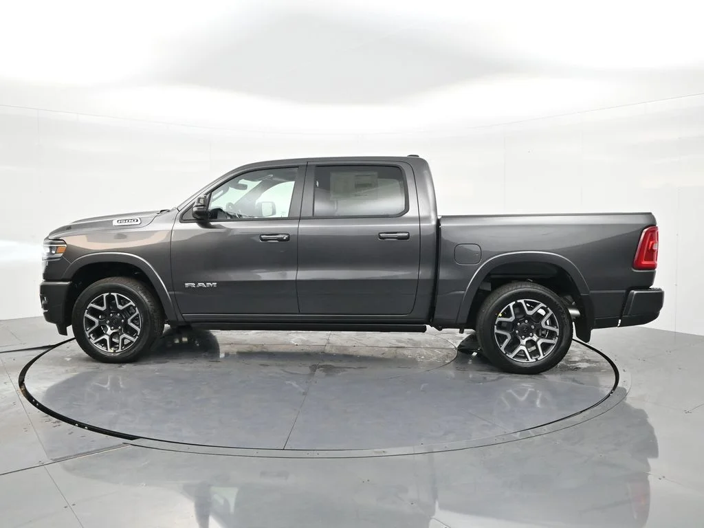 New 2026 Granite Crystal Metallic Clear-Coat Exterior Paint RAM Laramie image 10