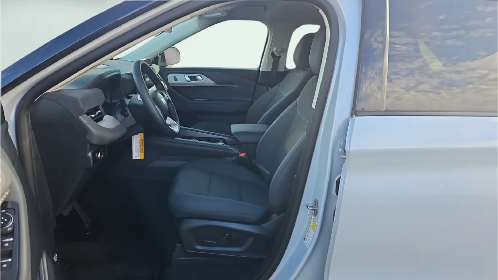 New 2026 White Ford Active image 17