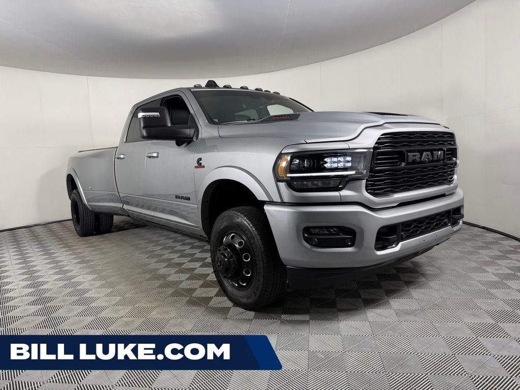 2024 RAM 3500 Limited 4X4 Crew Cab LWB's photo