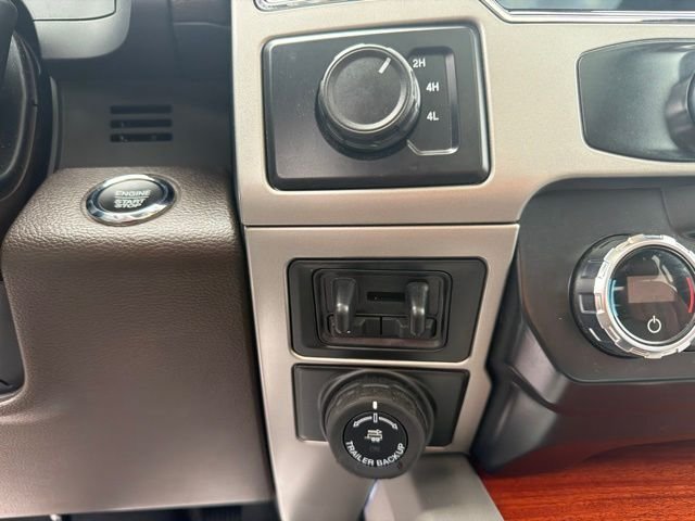 Used 2022 White Ford King Ranch image 36