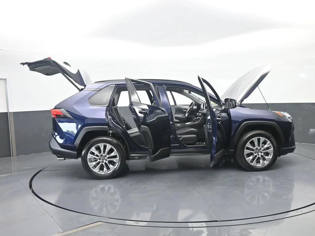 Used 2025 Blueprint Toyota XLE Premium image 73