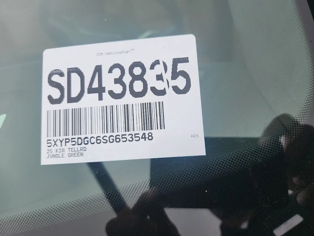Certified Used 2025 Green Kia SX-Prestige X-Line image 4