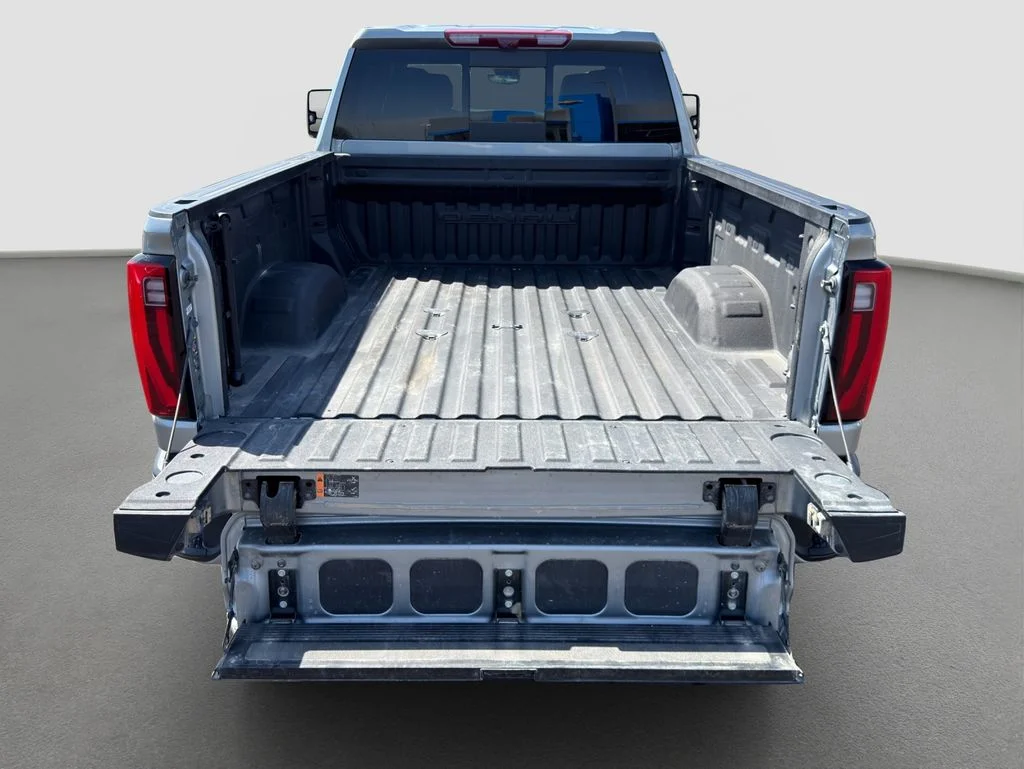 Used 2024 Silver GMC Denali image 30