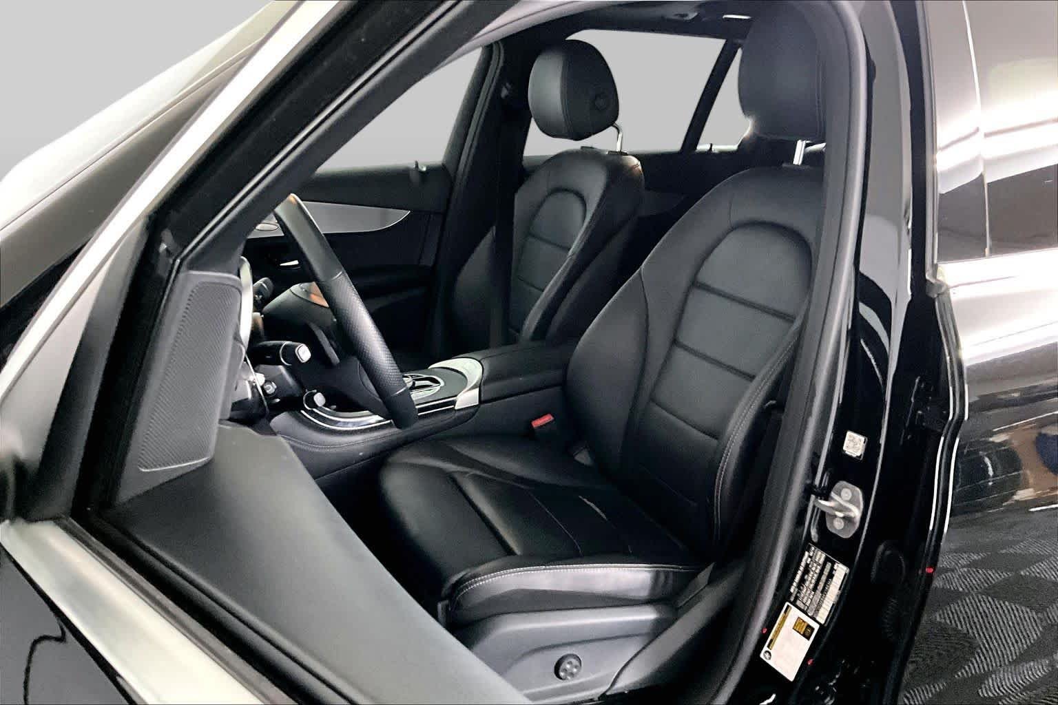 Used 2019 Black Mercedes-Benz GLC 300 image 9
