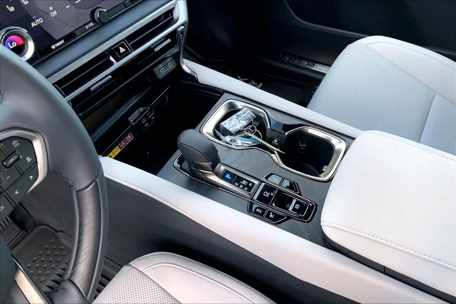 New 2026 Incognito Lexus F SPORT DESIGN image 7