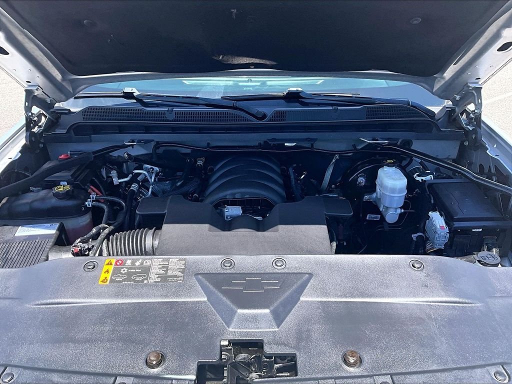 Used 2018 Silver Chevrolet LT image 29