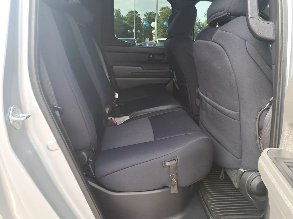 2024 Toyota Tacoma SR5 - Photo 33