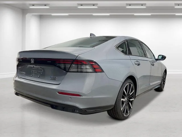 New 2026 Urban Gray Pearl Honda Touring image 6