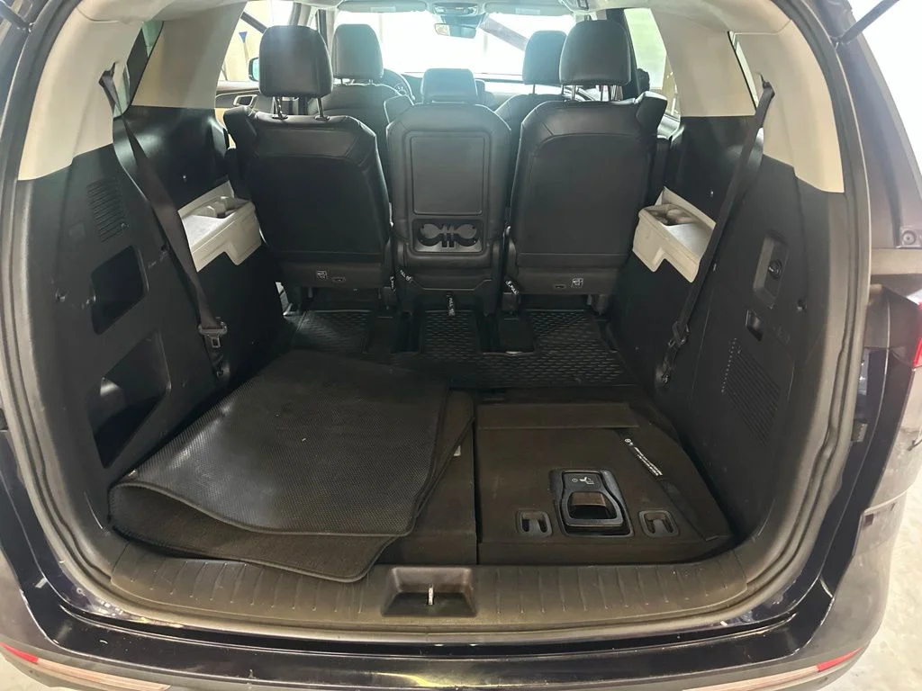 Used 2024 Blue Kia LX image 24