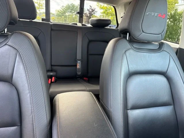 Used 2021 White GMC AT4 w/Leather image 30