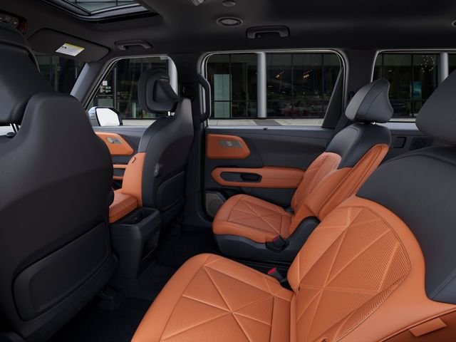 New 2027 Glacial White Pearl Kia SX image 18