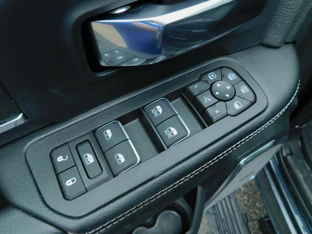 New 2026 Blue Ram Laramie image 14
