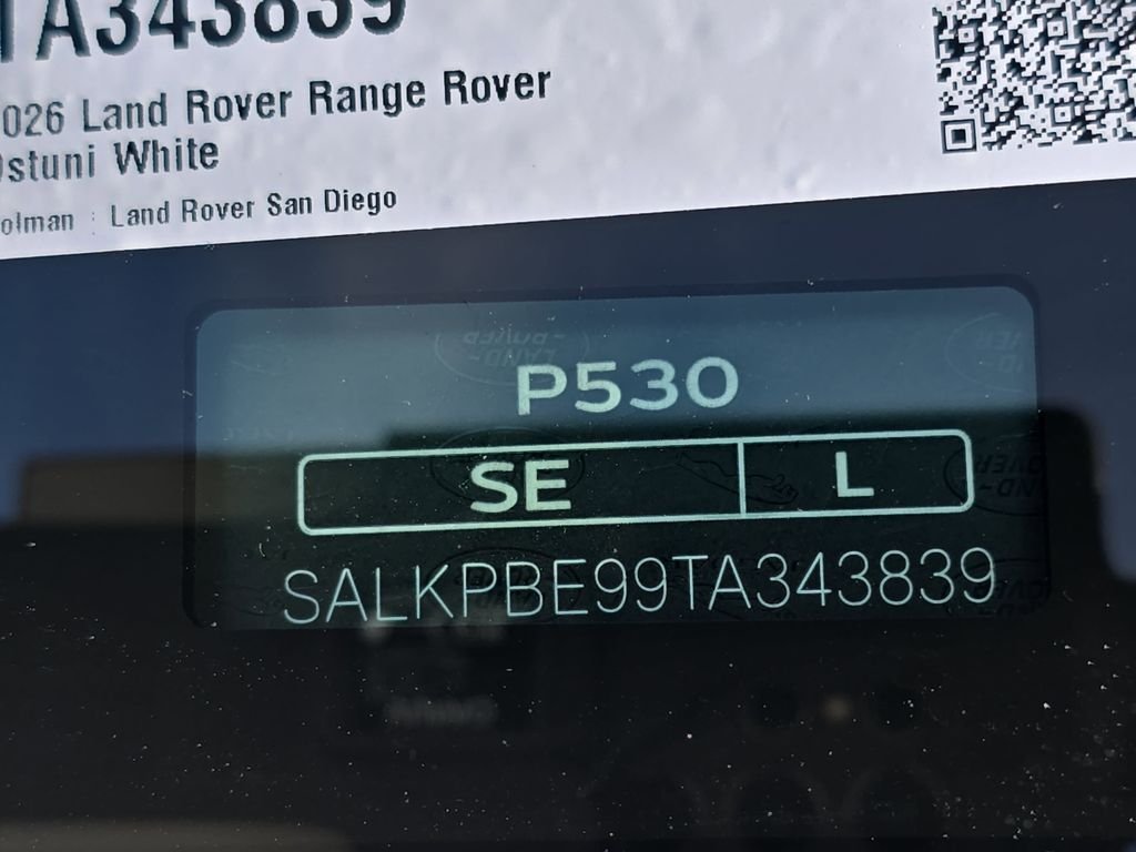 New 2026 Ostuni Pearl White LAND ROVER SE LWB 7-Seats / V8 image 38