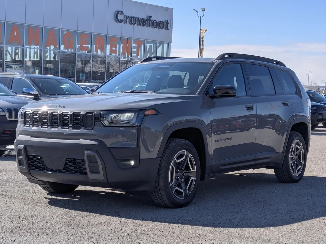 New 2026 Grey Jeep Laredo - - 4x4 - Pkg 23F - Compact Spare - 1.6L Turbo Hybrid - 12.3 Touchscreen & More! image 4