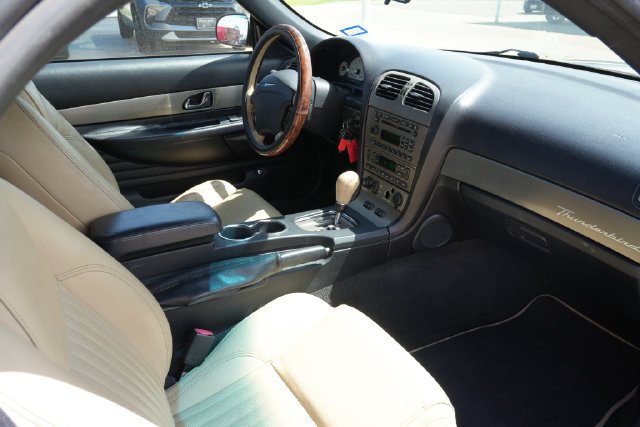 Used 2005 Gold Ford Base image 12