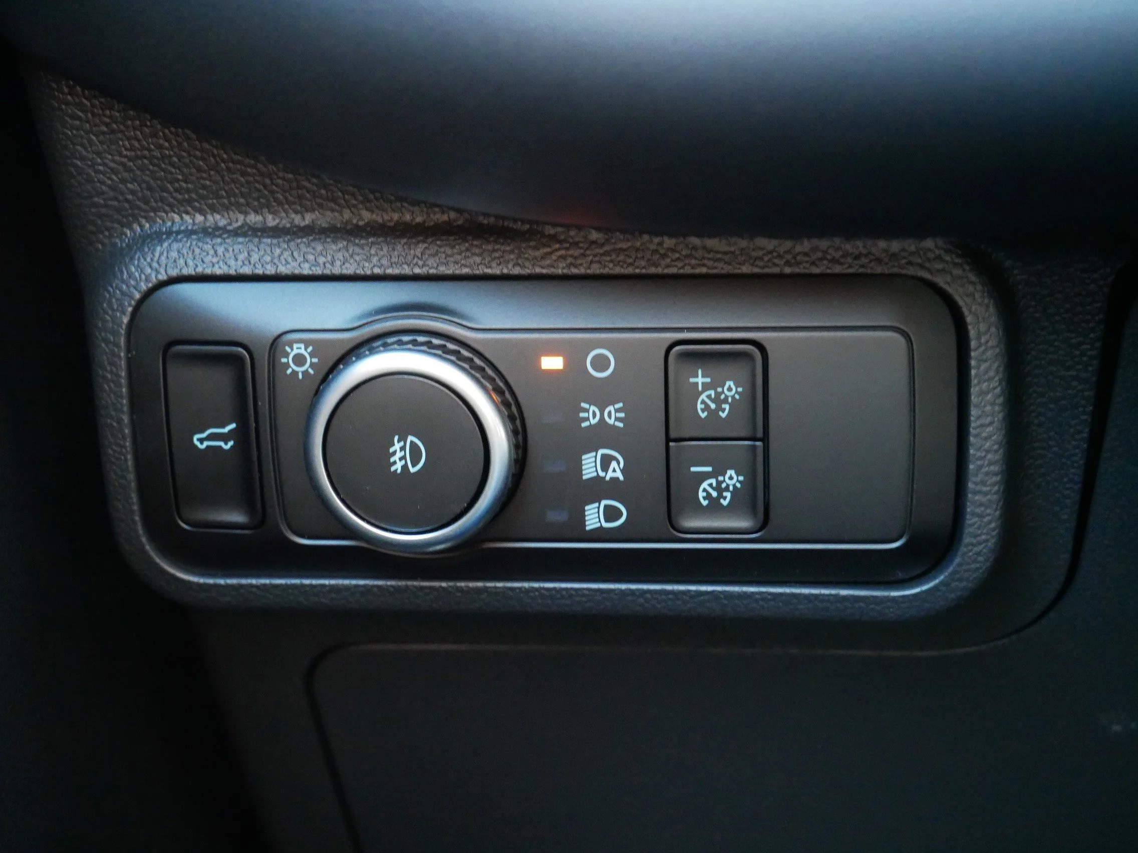 New 2026 Agate Black Metallic Ford ST-Line image 26
