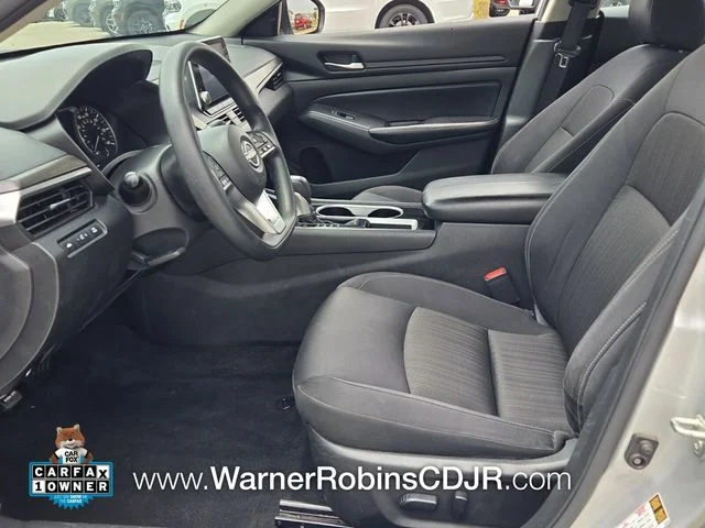 Used 2024 Silver Nissan 2.5 SV image 5