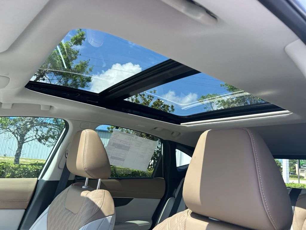 New 2026 Everest White Pearl TriCoat Nissan Platinum image 22