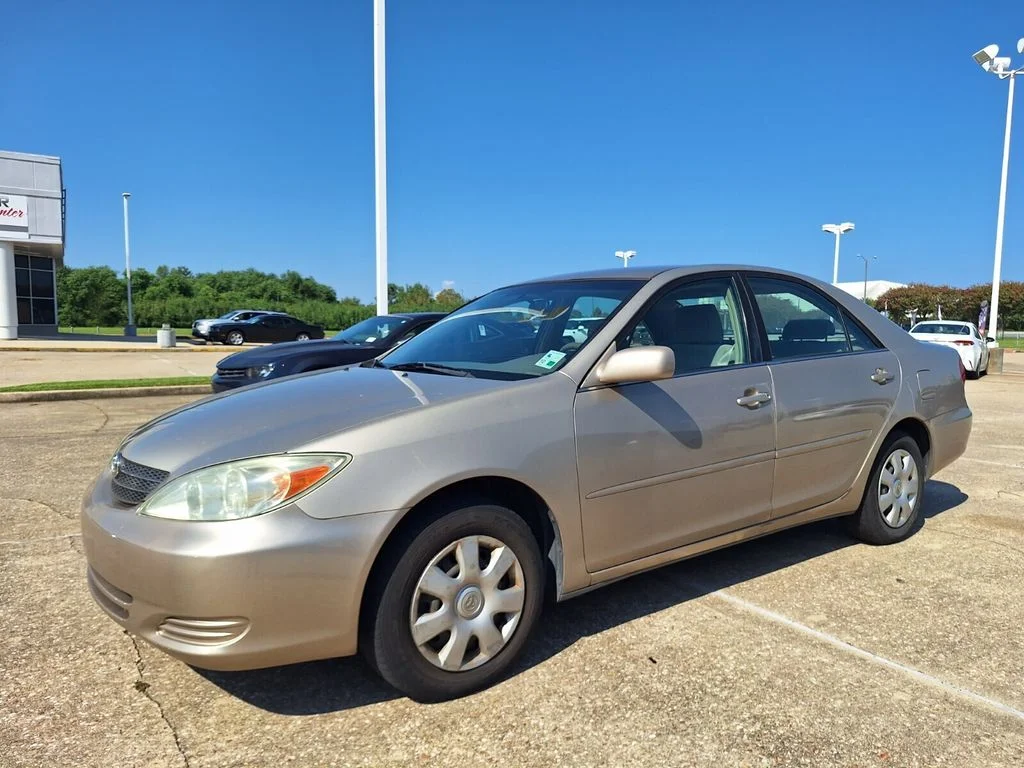 2004 Toyota Camry LE