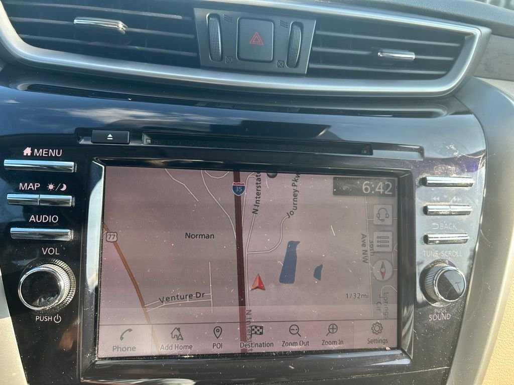 Used 2019 Blue Nissan Platinum image 10