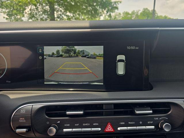 New 2026 Silver Hyundai SEL AWD image 17