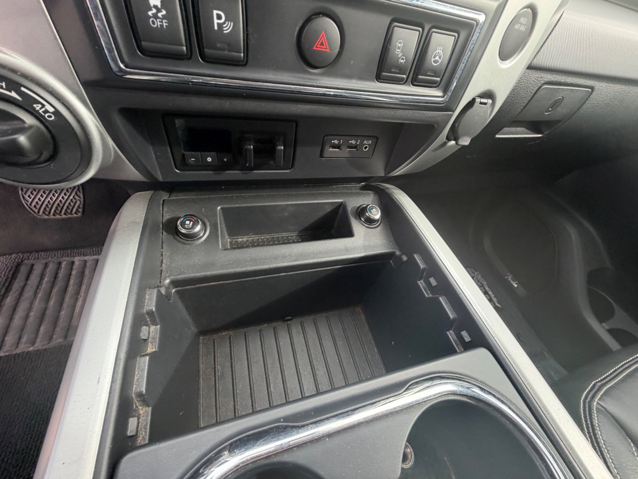 Used 2019 Gun Metallic Nissan PRO-4X image 31