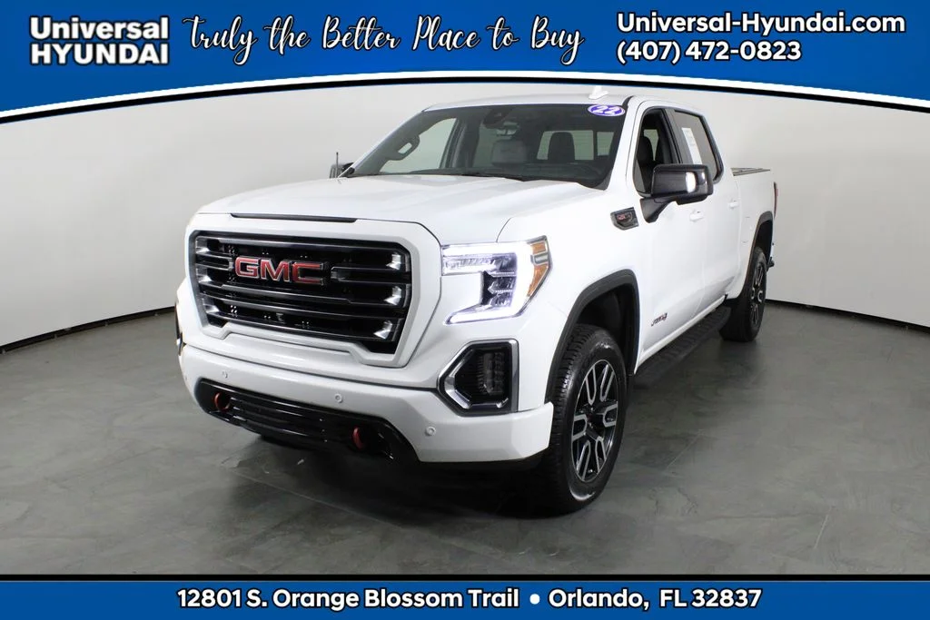 Used 2022 White GMC AT4 image 1