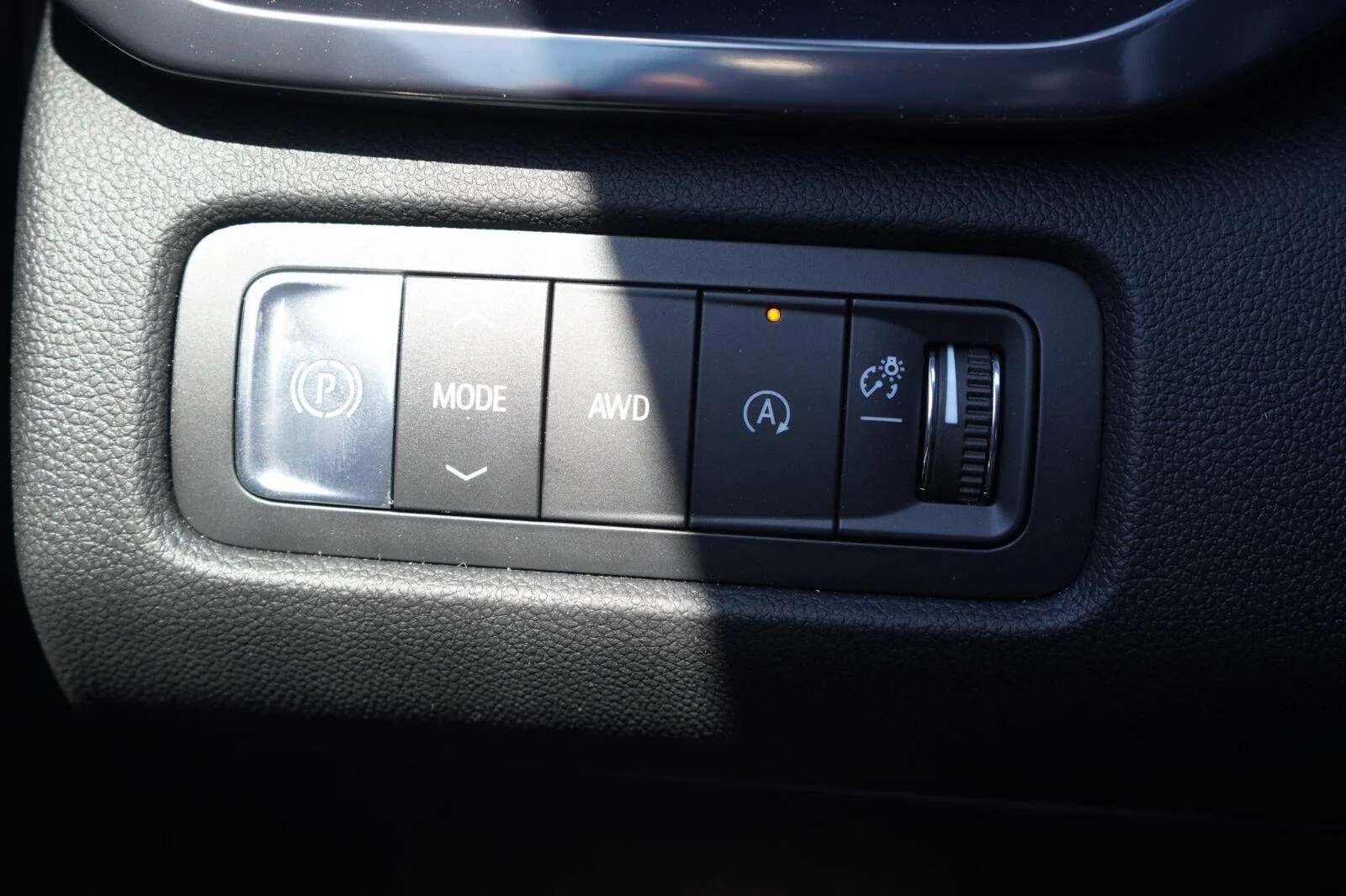 2026 GMC Acadia AT4 - Photo 20