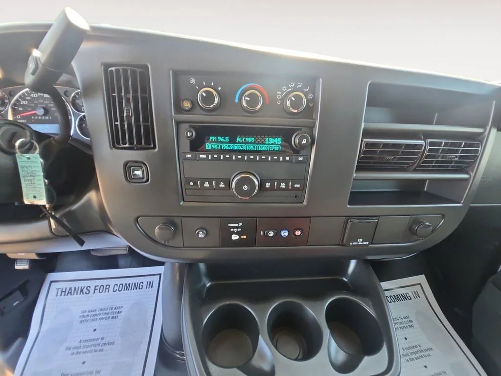 Used 2024 Summit White Chevrolet WT image 11