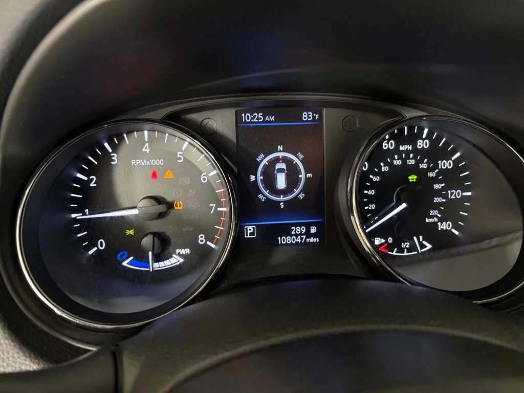 Used 2018 Silver Nissan Hybrid SL image 23